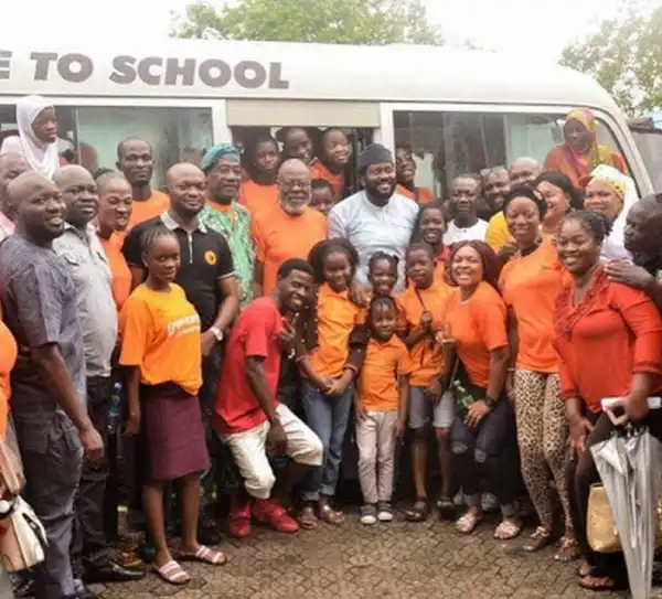 Photos: Desmond Elliot Donates ‘Free Ride To School Bus’ To Surulere Students